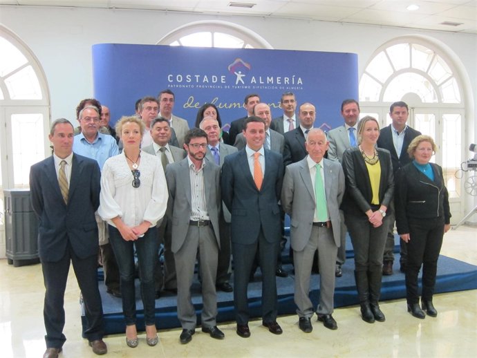Empresarios turísticos y Patronato de Turismo de Almería