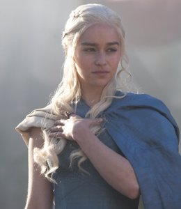 La actriz Emilia Clark da vida a Daenerys Targaryen en Juego de tronos