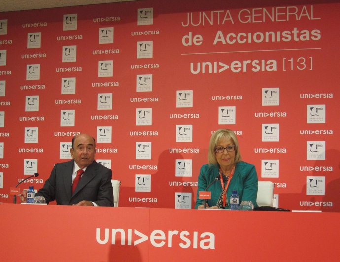 Emilio Botín y Adelaida de la Calle en la junta general de Universia en Málaga