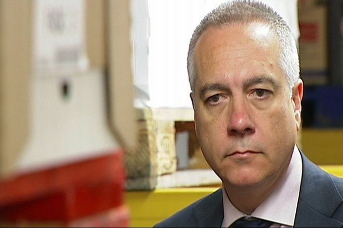 Navarro ve un error recortar la ley de dependencia