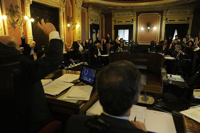 Pleno en el Ayuntamiento de Ourense