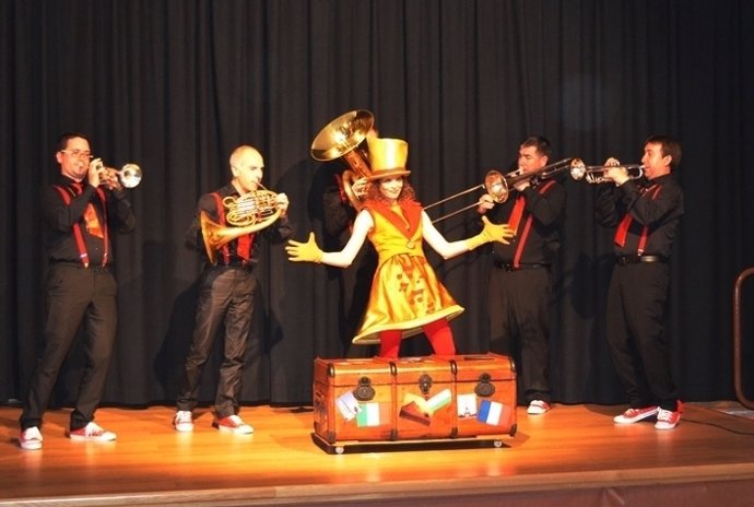 Espectáculo del grupo aragonés Pirena Brass.