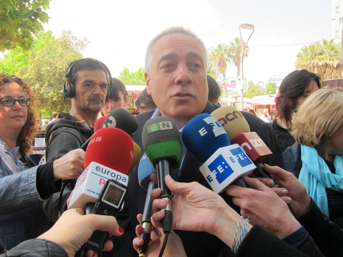 Pere Navarro en la feria de Airiños Da Nosa Galicia