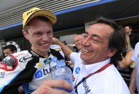 Rabat (Suter) se exhibe en su primer triunfo mundialista y se coloca líder