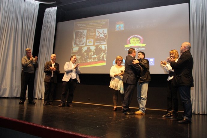 Proyección del material donado en la Casa Doctor Velasco