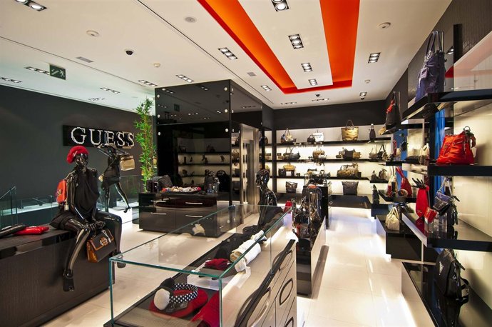 Tienda Guess De Accesorios