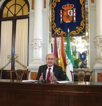 De la Torre pide a Griñán que "aclare" si hay fondos para acometer el metro soterrado