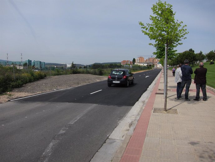 Imagen del tramo asfaltado de la calle Alfonso VI