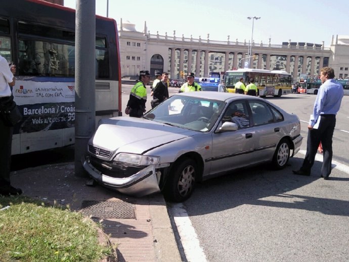 Colisión En Plaza Espanya