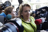 Aguirre no descarta, tras escuchar a Rajoy, que el Gobierno baje el IRPF el año que viene