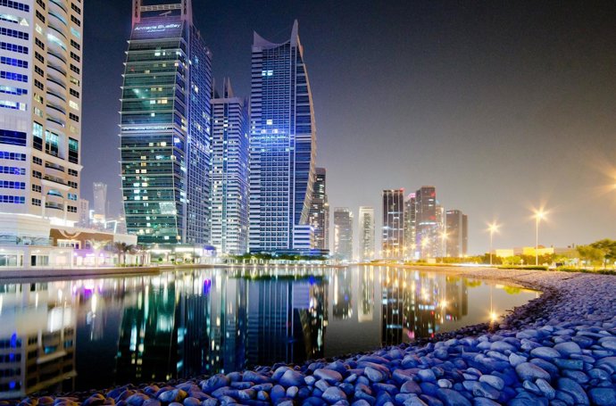 Simonedmunds@hotmail.Com