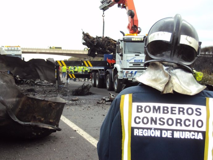 Intervención en el accidente de gas natural licuado en Zarzalico (Lorca)