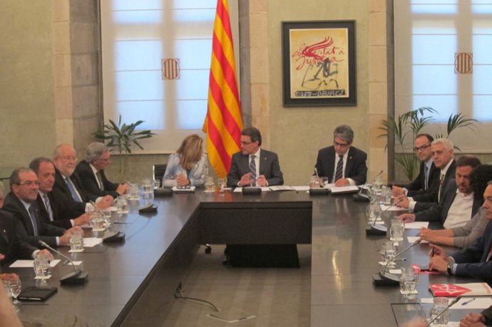 Cumbre para sentar las bases del Pacto Nacional del 'derecho a decidir'