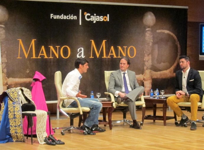 Jesulín de Ubrique y Manu Sánchez, en el mano a mano de Cajasol