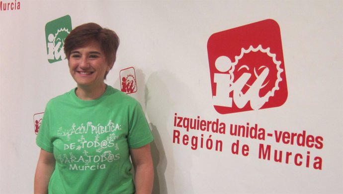 Esther Herguedas muestra su apoyo a la Huelga educativa