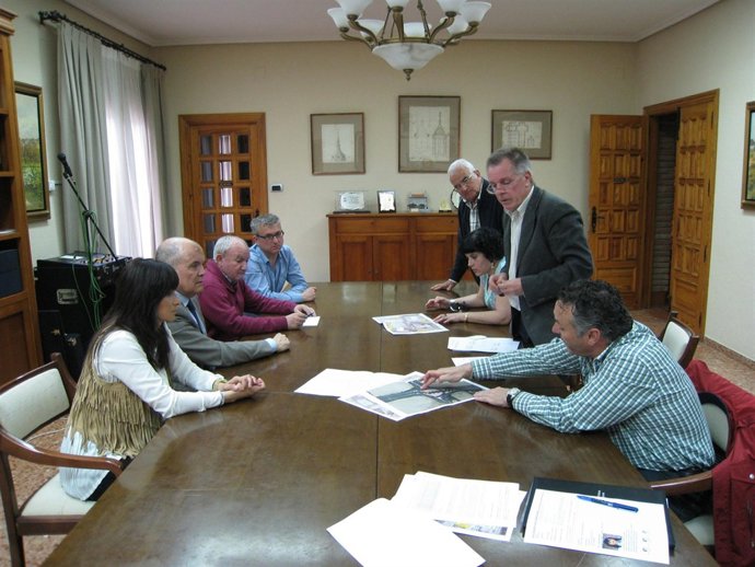 Reunión sobre la rotonda en Cintruénigo.