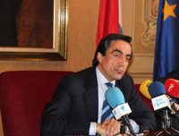 El alcalde dice que la reunión de Sniace ha sido "positiva", pero ve "asuntos por concretar"