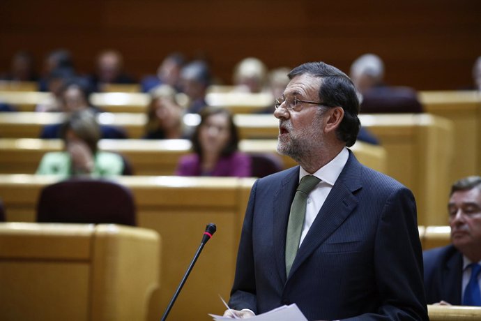 Mariano Rajoy en el Pleno del Senado