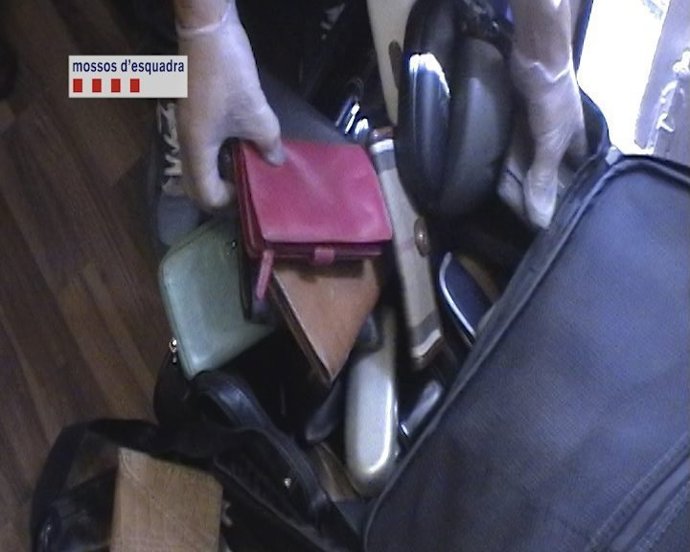 Carteras robadas por una banda especializada en hurtos en hoteles