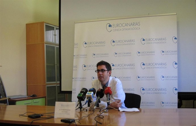 El codirector de Eurocanarias Oftalmológica, Humberto Carreras