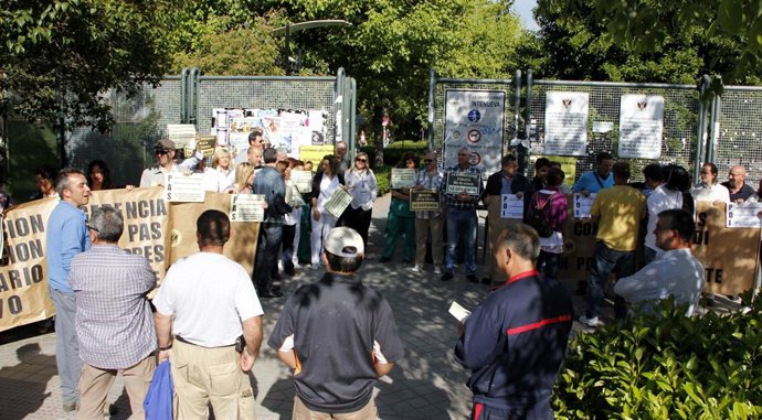 Concentración contra los recortes en la Universidad de Granada