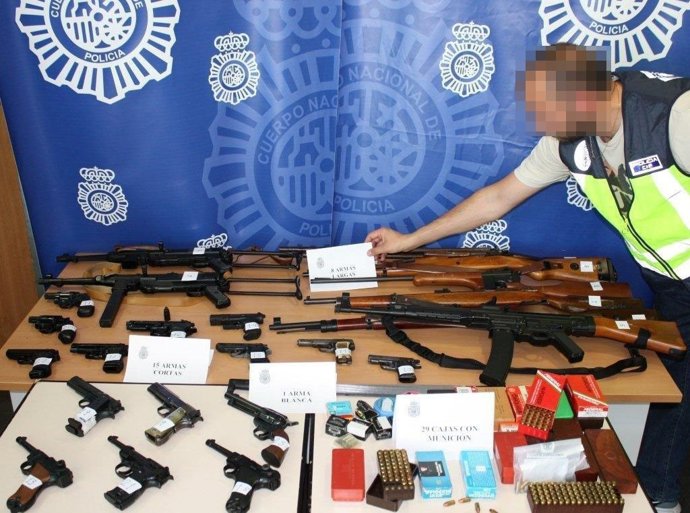 Arsenal intervenido a un vecino de Alicante