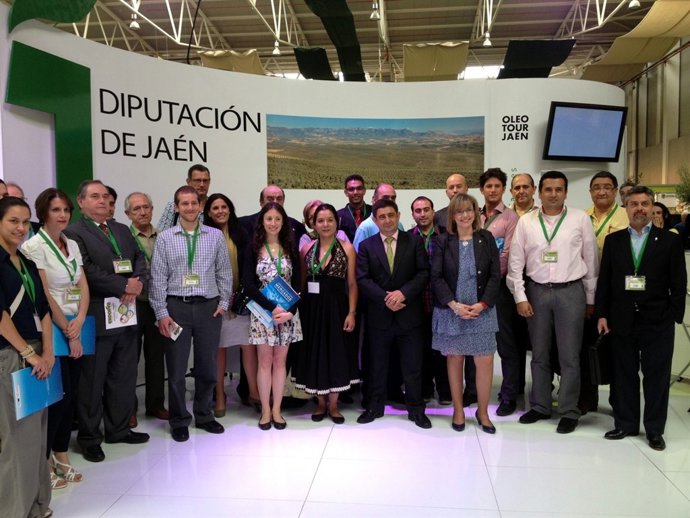 Reyes con importadores americanos que asisten al encuentro empresarial.