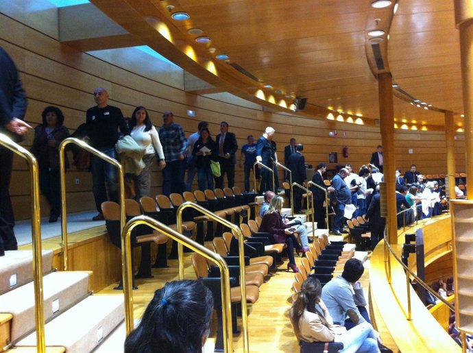 Momento del desalojo de los activistas de la PAH