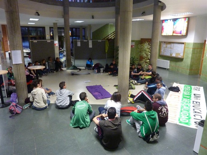 Encierro de alumnos de la ULE