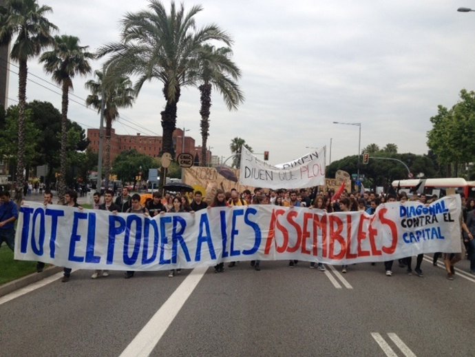 Manifestación de estudiantes contra los recortes y la Lomce