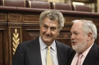 Arias Cañete defiende que la Ley de Costas "está muy trabajada" y que quienes la critican no se la han leído entera