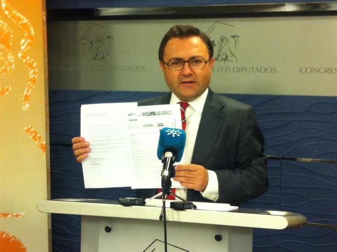 El diputado del PSOE Miguel Ángel Heredia