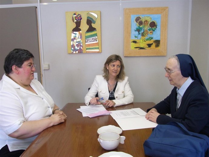 Fuertes, Botín y García en la firma del conv                                    