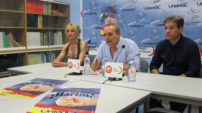 Miembros de IUnión Guardia Civil