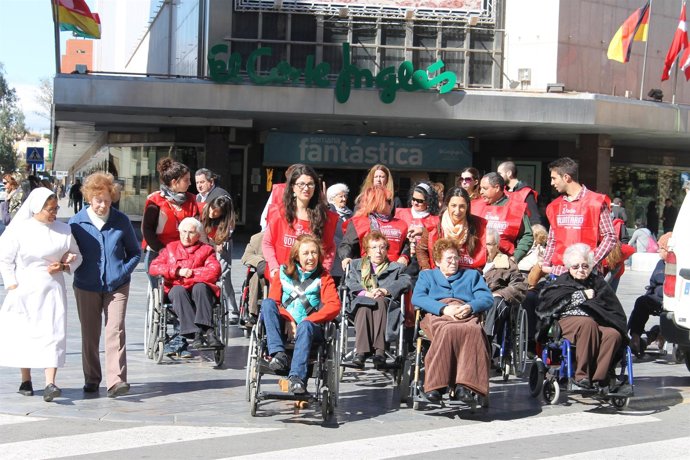 Fundación FADE con los mayores
