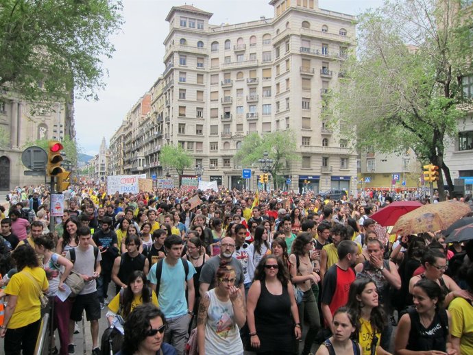 Huelga de educación en Catalunya. Manifestación educativa 9M en Barcelona