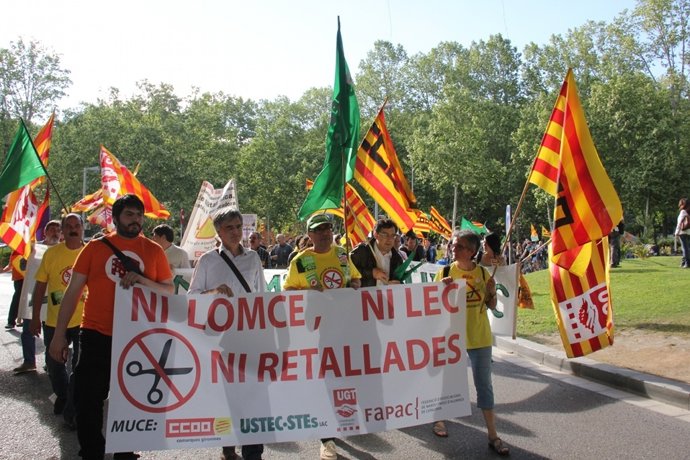 Manifestación contra la Lomce y los recortes en Girona