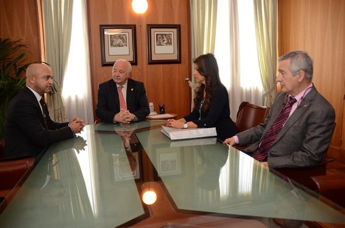 Reunión sobre la Fundación