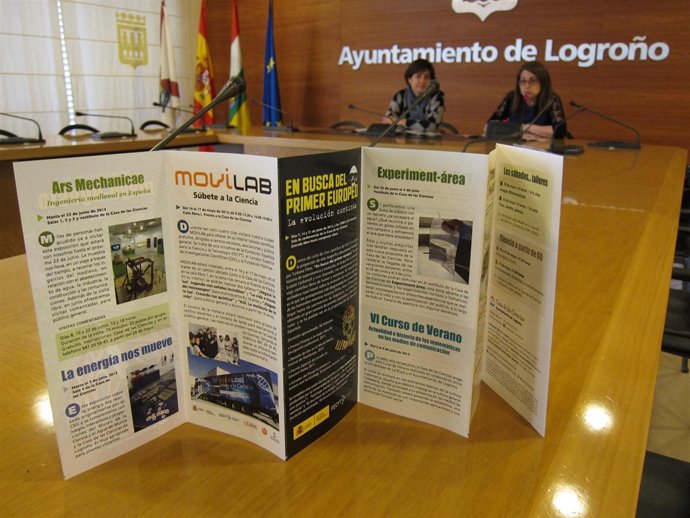 Montes y Fernández, tras el folleto de la programación