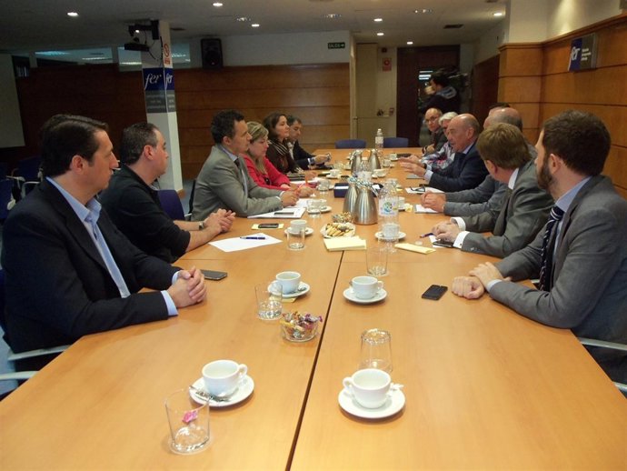 Reunión de la Comisión Ejecutiva de la FER con el PP