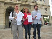 La oposición de Tomares formaliza ante la Fiscalía su denuncia contra Sanz y Carmona por la factura del PP-A