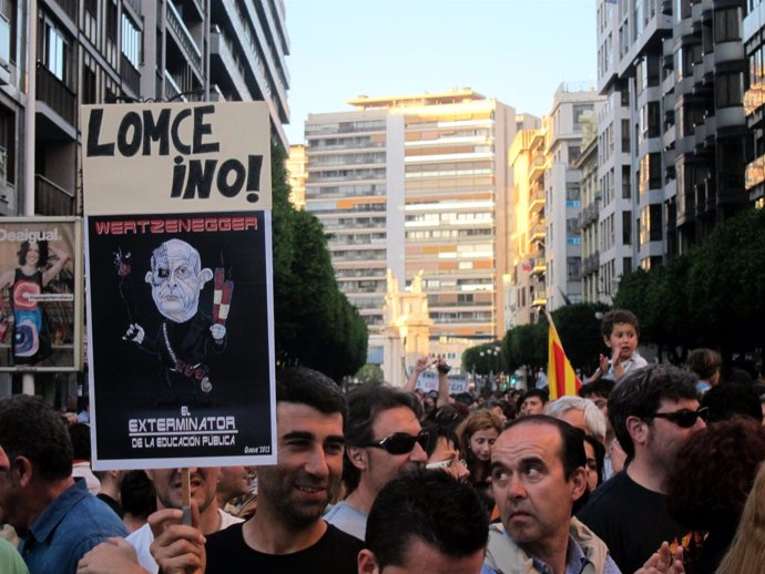 Protesta contra la LOMCE en Valencia 