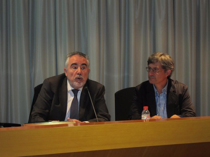 F.Sánchez y J.M.Maceira en rueda de prensa en el Puerto de Tarragona