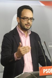 El PSOE ve "muy grave" que Aznar hubiera cobrado sobresueldos del PP