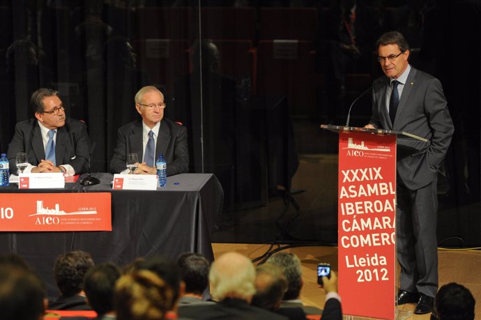Manuel Teruel, Miquel Valls y Artur Mas