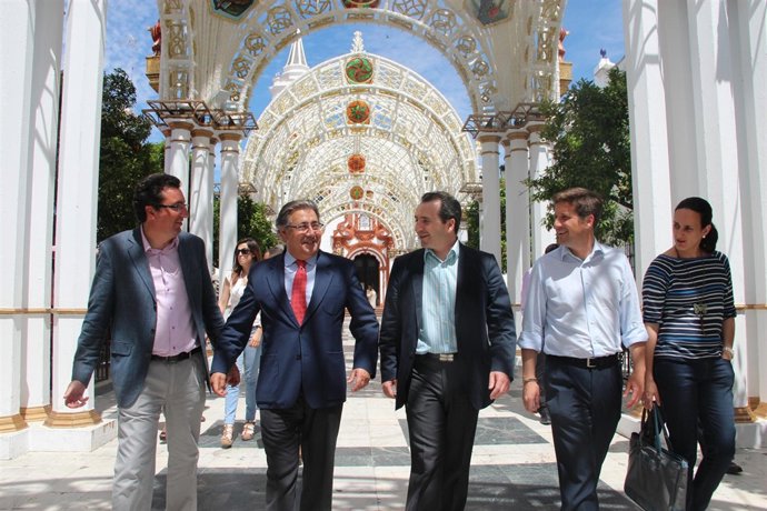 El presidente del PP de Andalucía, Juan Ignacio Zoido, en Almonte.