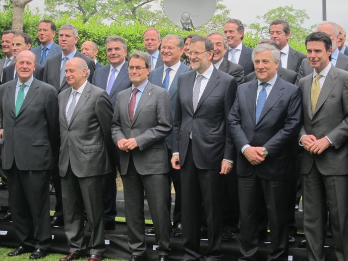 Los ptes.A.Mas y M.Rajoy presiden un almuerzo con el sector del automóvil