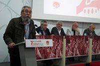 Méndez (UGT) dice que pedirán a Rajoy que "cambie las prioridades, ponga primero el empleo y así reducirá el déficit"