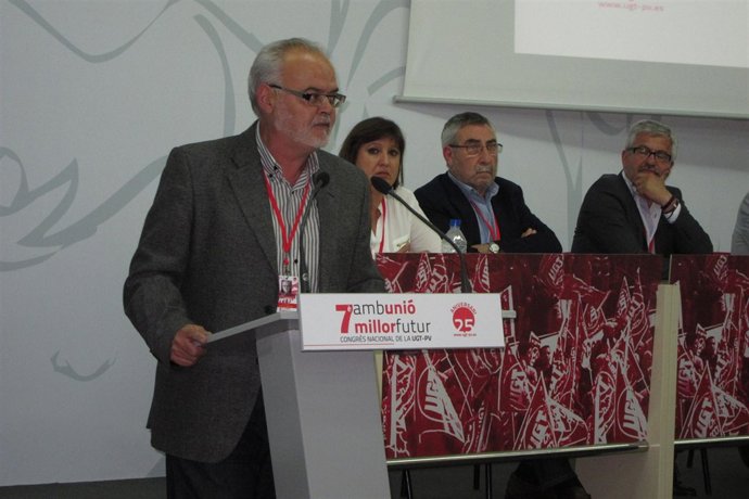 Hernández interviene como nuevo secretario de UGT-PV tras el VII Congreso.