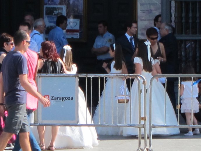 Con la crisis ha bajado el precio de las comuniones